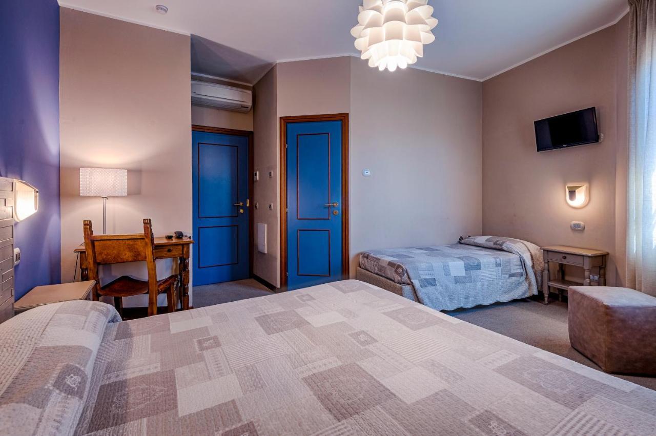 La Grotta Hotel San Marino Bagian luar foto