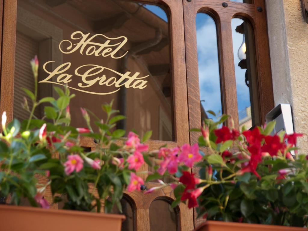 La Grotta Hotel San Marino Bagian luar foto